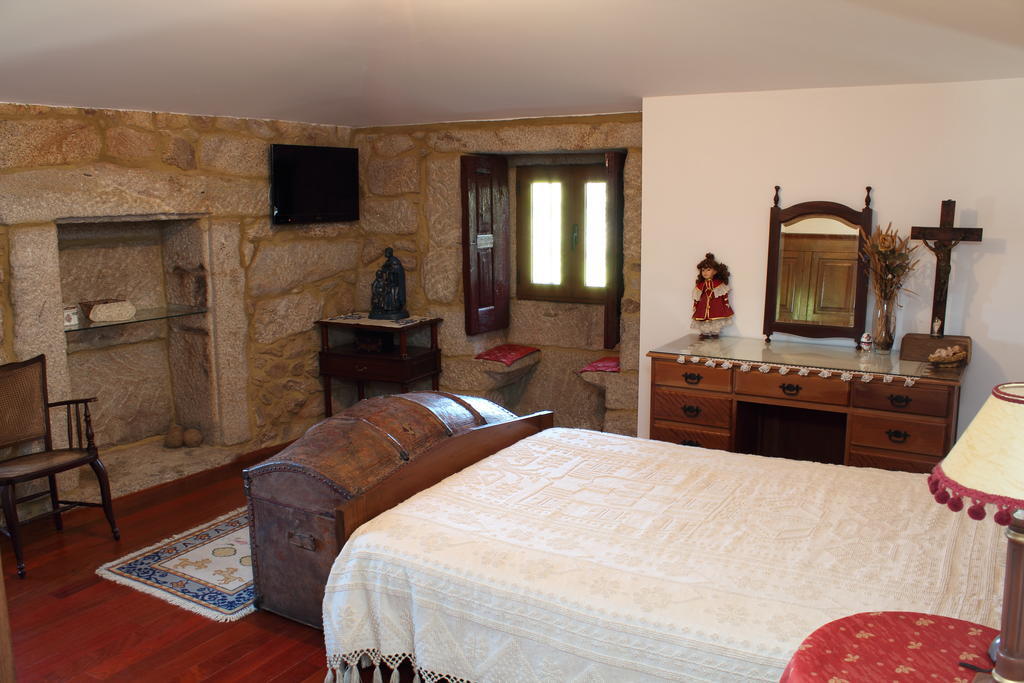 Hotel Casa Da Gaiteira Vieira do Minho Habitación foto